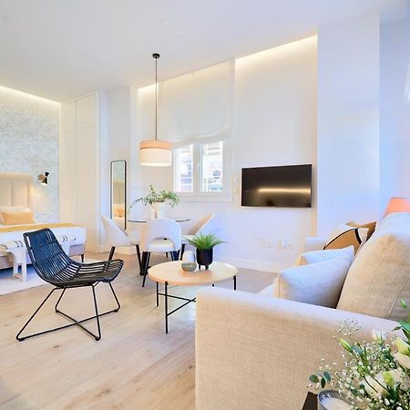 Lofts Parque De Huelin Apartment มาลากา ภายนอก รูปภาพ