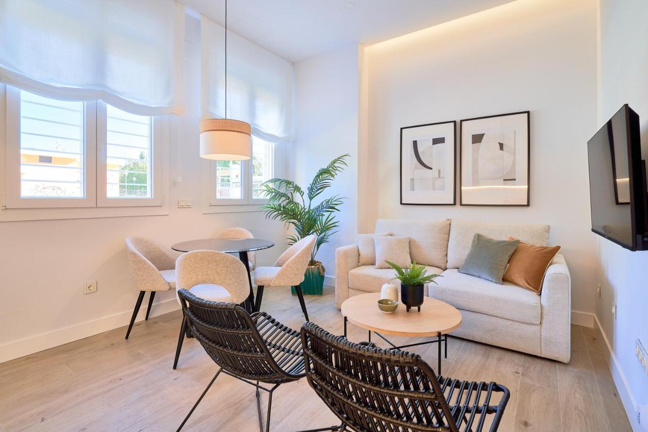 Lofts Parque De Huelin Apartment มาลากา ภายนอก รูปภาพ