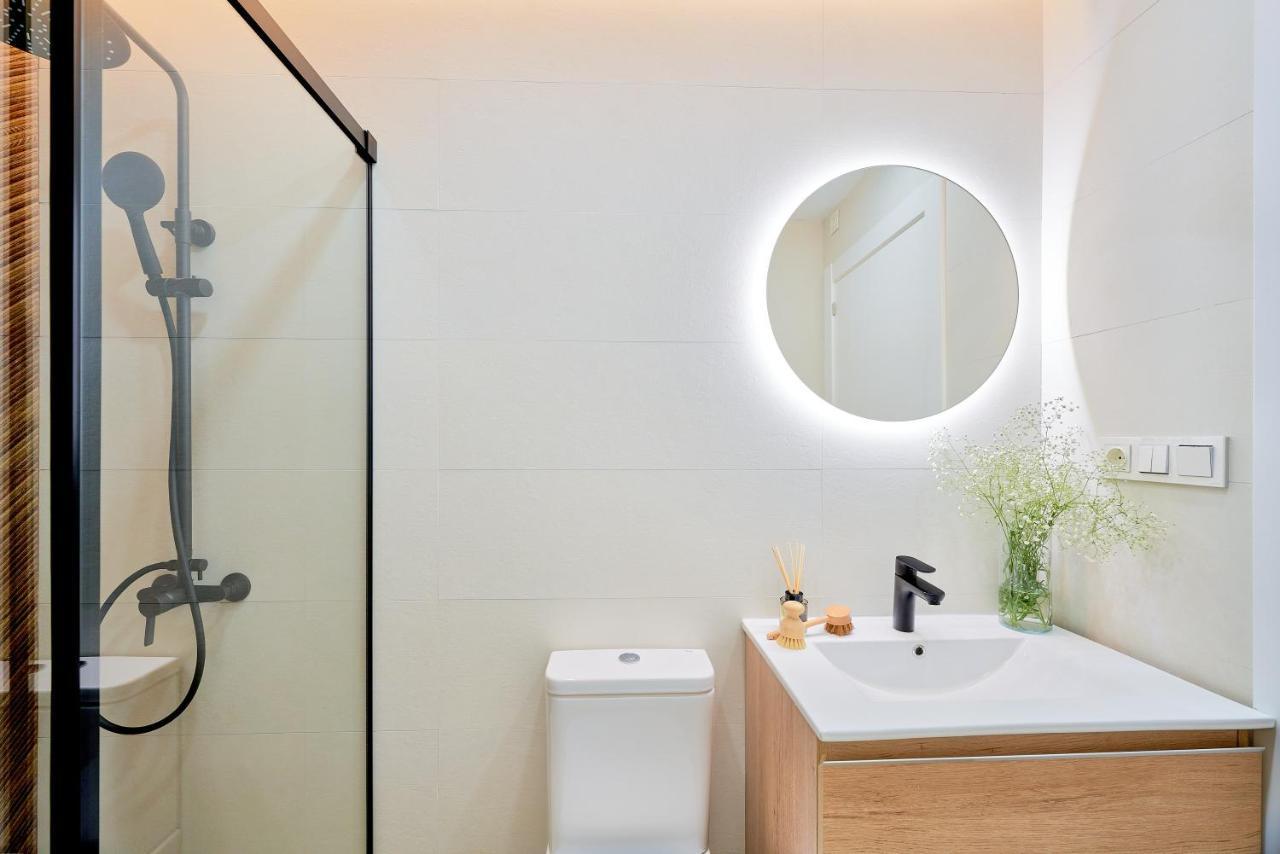 Lofts Parque De Huelin Apartment มาลากา ภายนอก รูปภาพ