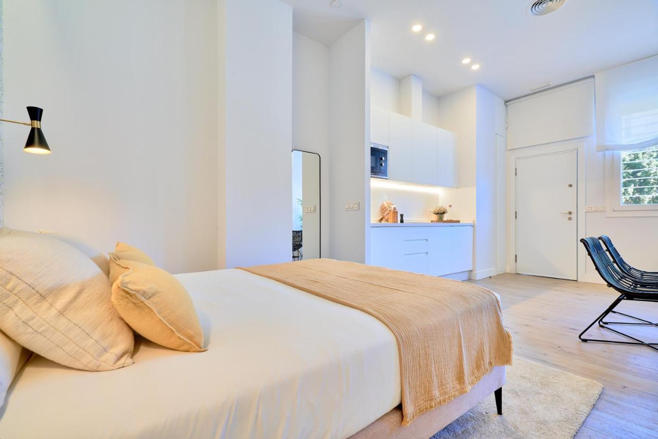 Lofts Parque De Huelin Apartment มาลากา ภายนอก รูปภาพ