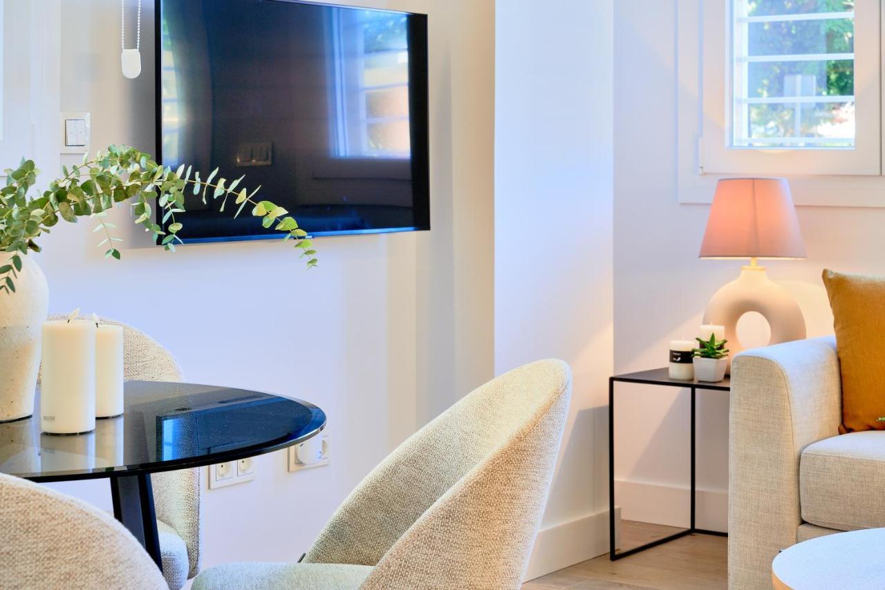Lofts Parque De Huelin Apartment มาลากา ภายนอก รูปภาพ